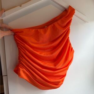 Tiger Mist Pia One-Shoulder Top